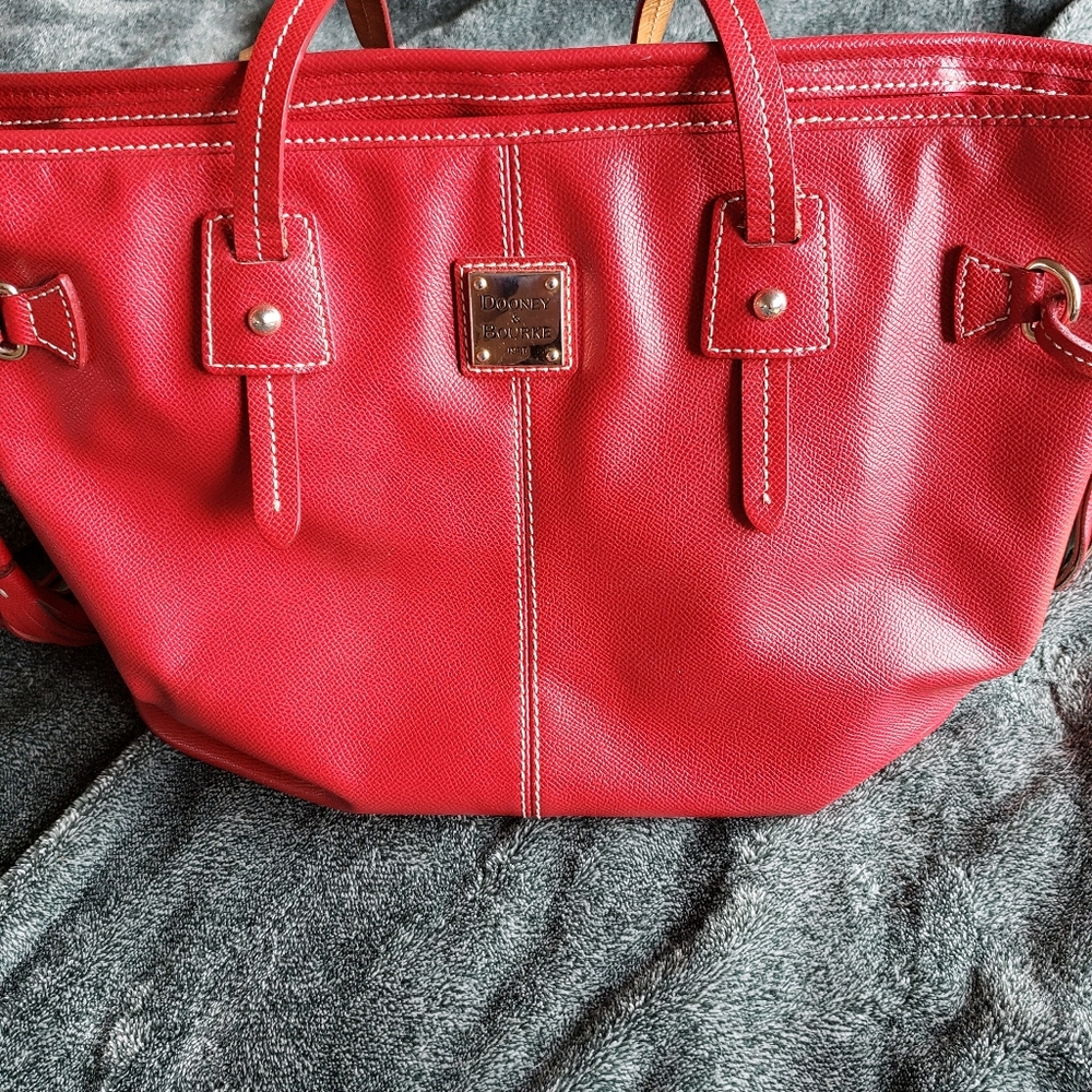 Dooney & Bourke Tote Purse